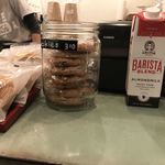 Turret Coffee - アーモンドミルク 美味しいです