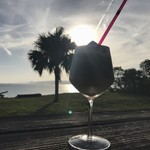 夢紅 - フォトジェニックなカフェラテ