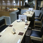 磯ぎよし - 一段あがったテラス席　　景色最高です