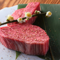 牛肉の味わいを濃厚に楽しめる『シャトーブリアン』