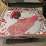 あもん ヨコ - ヨコオリジナル低温すき焼き　ズームアップ