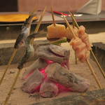 あもん ヨコ - 囲炉裏焼き　ズームアップ