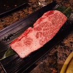 焼にく 和牛食堂 - 熟成肩ロースステーキ（1皿）