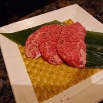 焼にく 和牛食堂 - 常陸牛ロース（1皿）