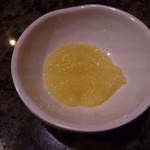 焼にく 和牛食堂 - おろしにんにく（1皿）