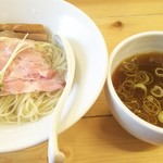 味噌ぶりNoodle みやみや - 極細つけ麺(丸鶏だし)