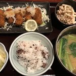 チカノミ - 本日のお魚　カキフライ定食（五穀米）1,000円。
