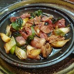 銘酒逸品　風来 - 下仁田葱と鶏モツのすき焼き