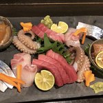 Banshuujizake Hino - 刺身五種盛：鰆の柚庵漬け、子蛸、中トロ、縞鰺、しめ鯖