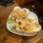 SHUCKER’S - バジル＆チーズ、モルネー