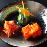 焼肉 おてんま - キムチ盛り合わせ