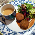 ル・ジャルダン・デ・サヴール - スッポンのエストラゴン風味パン粉揚げ、辛みの効いたポルト酒ソース サラダ添えとそのロワイヤル（茶碗蒸し）