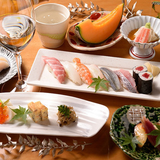 11,000 yen course where you can enjoy colorful masterpieces made from high-quality ingredients