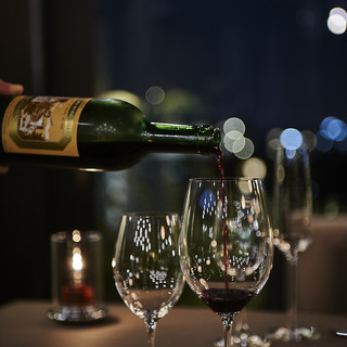 We offer a wide variety of drinks including wine and cocktails.