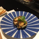 鉄板焼 ツキノウサギ - おそらく、黒鮑のグリル肝ソース。