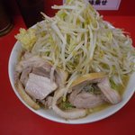 ラーメン豚塾 - ラーメン ニンニク・ヤサイ コール