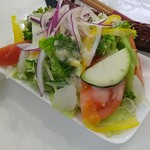 カフェ・ランダーブルー - サンドに付いてたサラダです