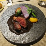 eclat - 黒毛和牛、トリュフソース、マッシュルーム（ホットベラ）、栗かぼちゃ、大根、アスパラガス