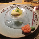 eclat - 洋梨のコンポート、バニラアイス、クレメダンジユ（チーズ）