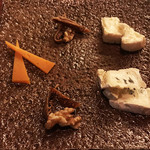 ワイン カルコス - チーズ3種