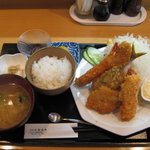 ごはん処むらた - ミックスフライ定食