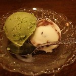 Isoppu Ando Akadaya - 抹茶＆小豆アイス。