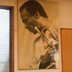 ラトリエ・ドゥ・キャ・イグレッキャ - 『坊主、欲しいのか？』と言われて トランペットをモライマシタ( ￣▽￣)