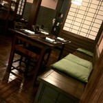 葉山 日影茶屋 - 店内…テーブル席です