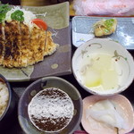 五郎丸 - 焼きとんかつ定食930円