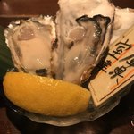 OYSTER BAR 酒肆石花 - こちらゎちょっと小さめ(▰˘◡˘▰)