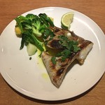 スガハラ - 鹿児島 出水 鯛かま + 米沢 ブロッコリー + 米沢 カリフラワー + 米沢 アスパラ菜