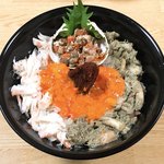 親がに丼＋極(ご飯少なめ)