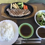 日の隈カンツリークラブ - ビーフステーキ定食＝３８０円の追加料金