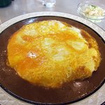 カレーショップキング -  オムカレー大盛り辛口720円