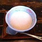 三代目 なべや つる吉 - むぎとろ定食に付く豆乳デザート