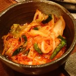 北海道本格ジンギスカン ひつじや - 自家製キムチ