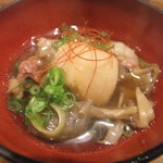 居酒屋　ちょーちょ - いも煮(お通し、400円+税)