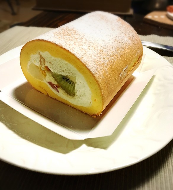 シットリ・うっとり♡堂島ロールはモンシェール♪ : ベビーモンシェール 大丸東京店