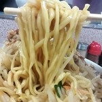 みそ一発 - 麺はなかなか美味い