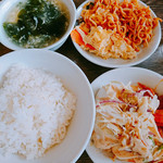 中華料理 成都 - 食べ放題の料理たち