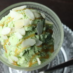 PISTACHIO ICECREAM ピスタチオアイス