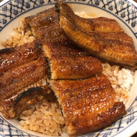 うなぎの新甫 - 上うなぎ丼、パリッとした皮はお約束だが、身のフワッと感は最高！