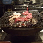 ほるもん猿 - 焼いてます