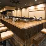 しんぱち食堂 - カウンター席