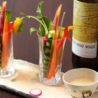 乾杯はスパークリングワインで わくわく女子会プラン お酒50種2時間飲み放題付 全9品 Kitchen酒場 大笑い 入曽 居酒屋 食べログ