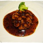 源源飯店 - 生貝柱の黒豆ソース