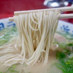 元祖ラーメン長浜家 - ［2017/11］ラーメン(550円)