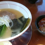 Hotaru - 鶏そばとミニチャーシュー丼