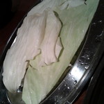 骨付鳥 一鶴 - キャベツ