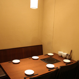 2～6名様用テーブル半個室